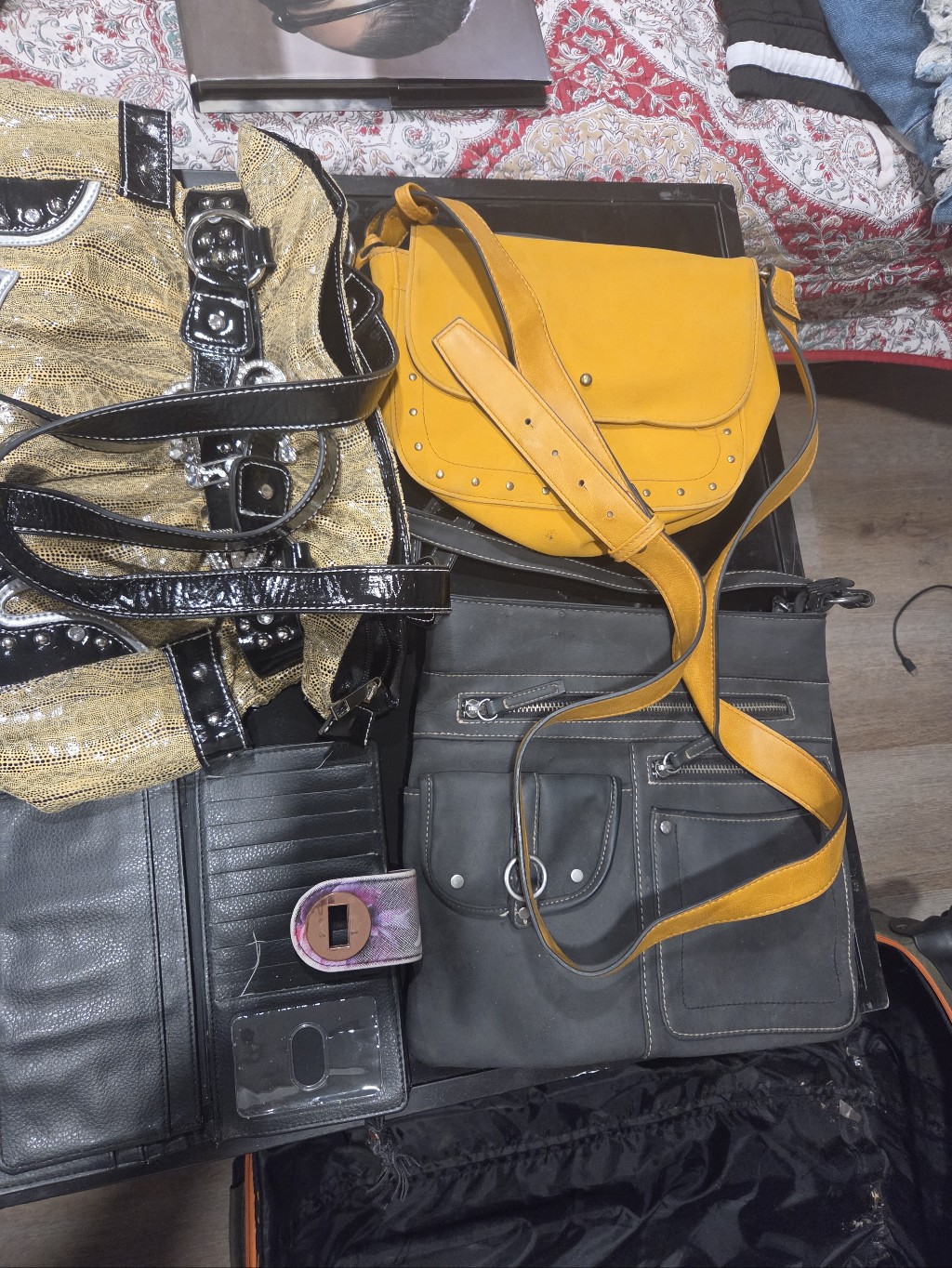 Bundle Of 4 Bags & 9 Wallets Perfect 4 Families Or Resale (See Notes)